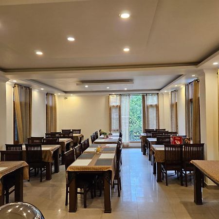 Hotel Akash Regency Manāli Eksteriør bilde