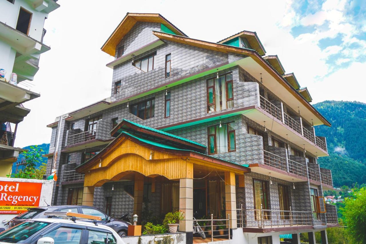 Hotel Akash Regency Manāli Eksteriør bilde